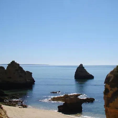 Rising Sun In Bay Daire