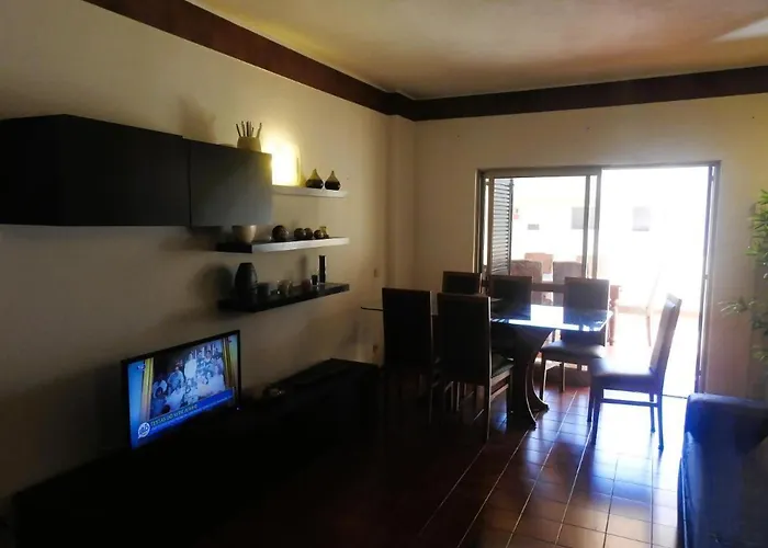 Rising Sun In Bay * 拉哥斯