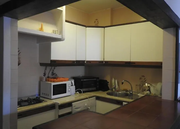 Rising Sun In Bay * 拉哥斯